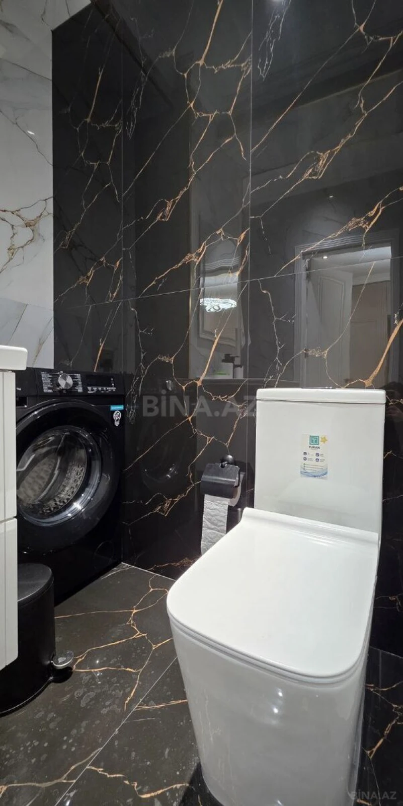 Satılır 2 otaqlı mənzil 98 m²