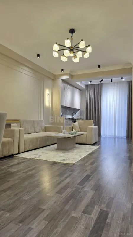 Satılır 2 otaqlı mənzil 98 m²