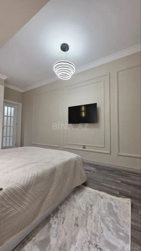 Satılır 2 otaqlı mənzil 98 m²