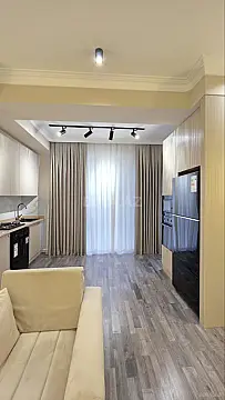 Satılır 2 otaqlı mənzil 98 m²