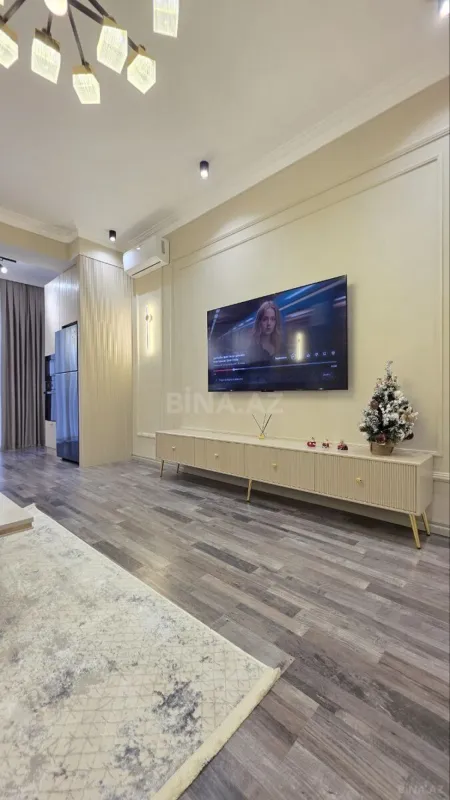 Satılır 2 otaqlı mənzil 98 m²