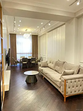 Kirayə verilir 3 otaqlı mənzil 130 m² — Bakı 3 otaq 130.00 m²