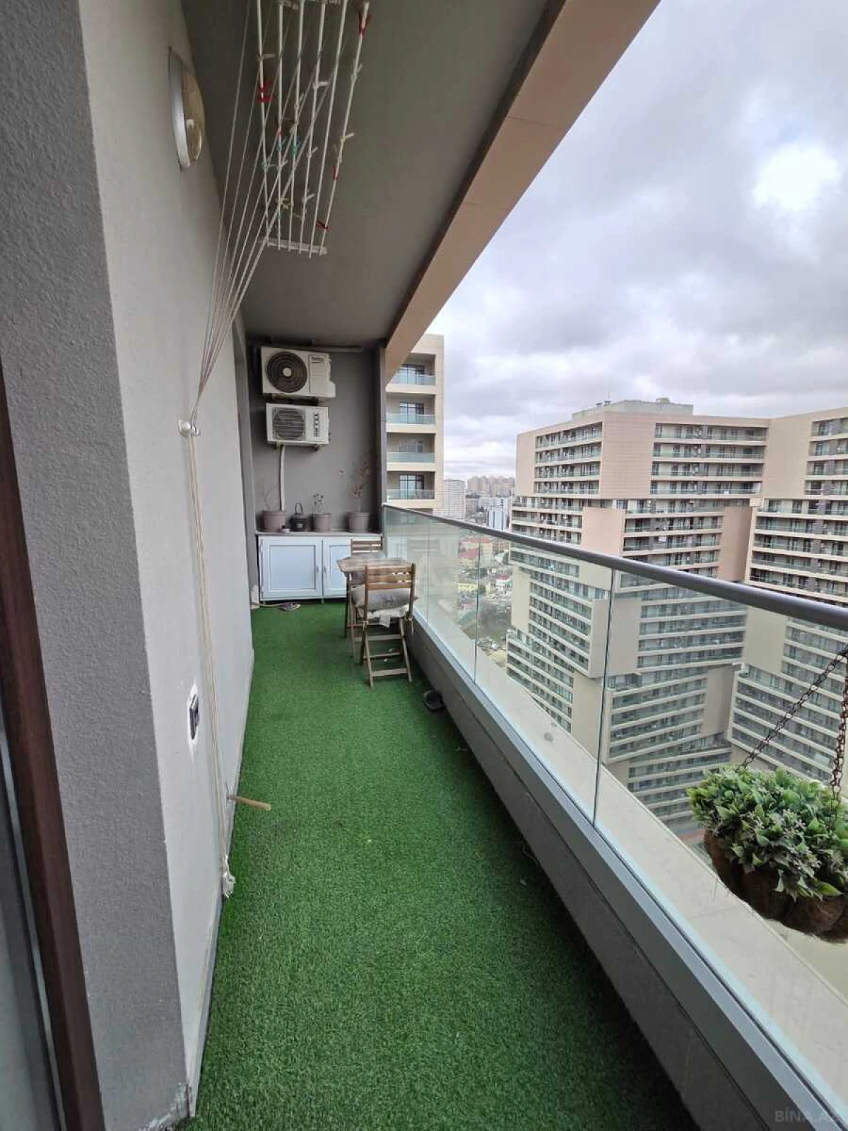 Satılır 3 otaqlı mənzil 100 m²