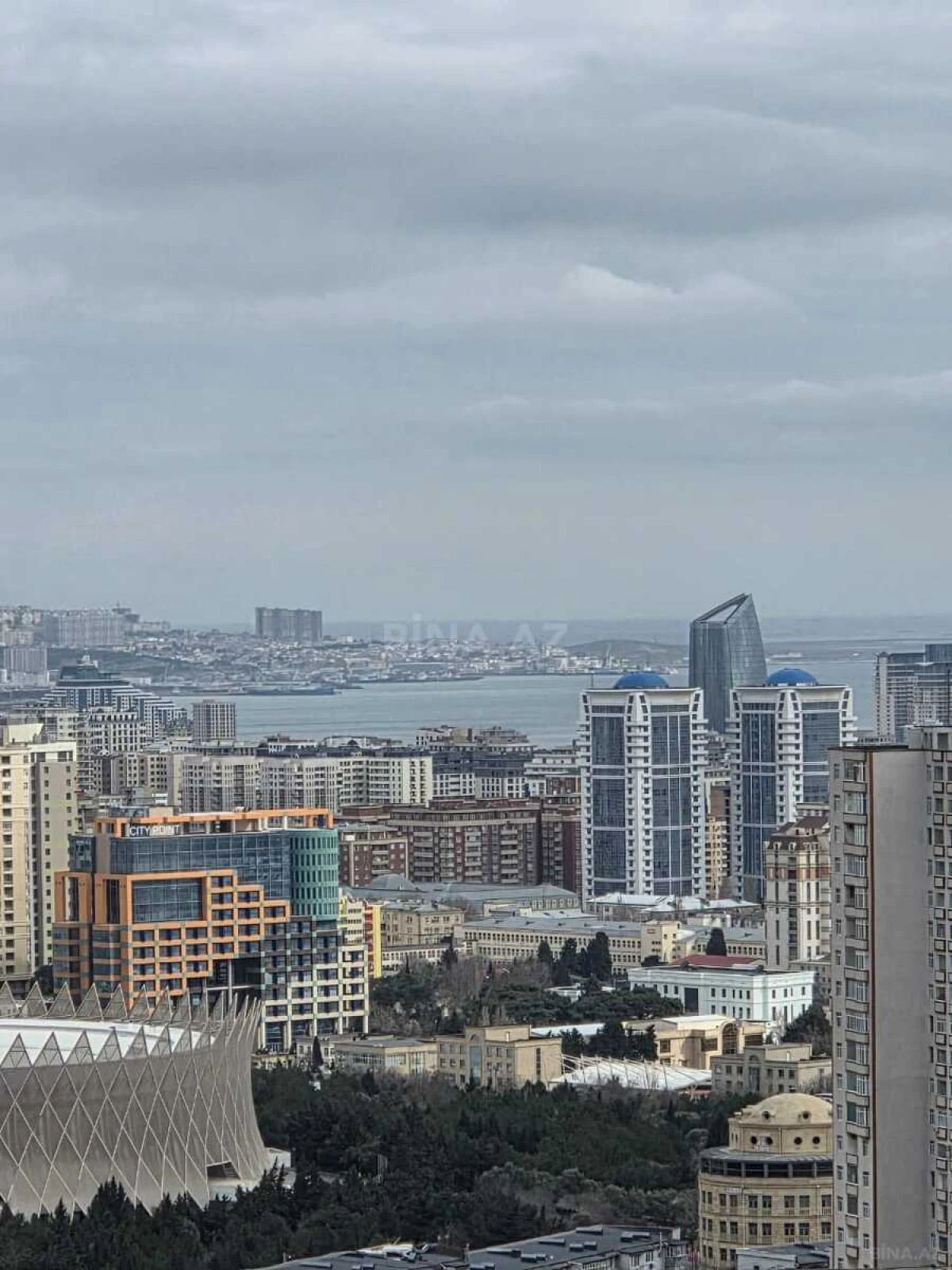 Satılır 3 otaqlı mənzil 100 m²