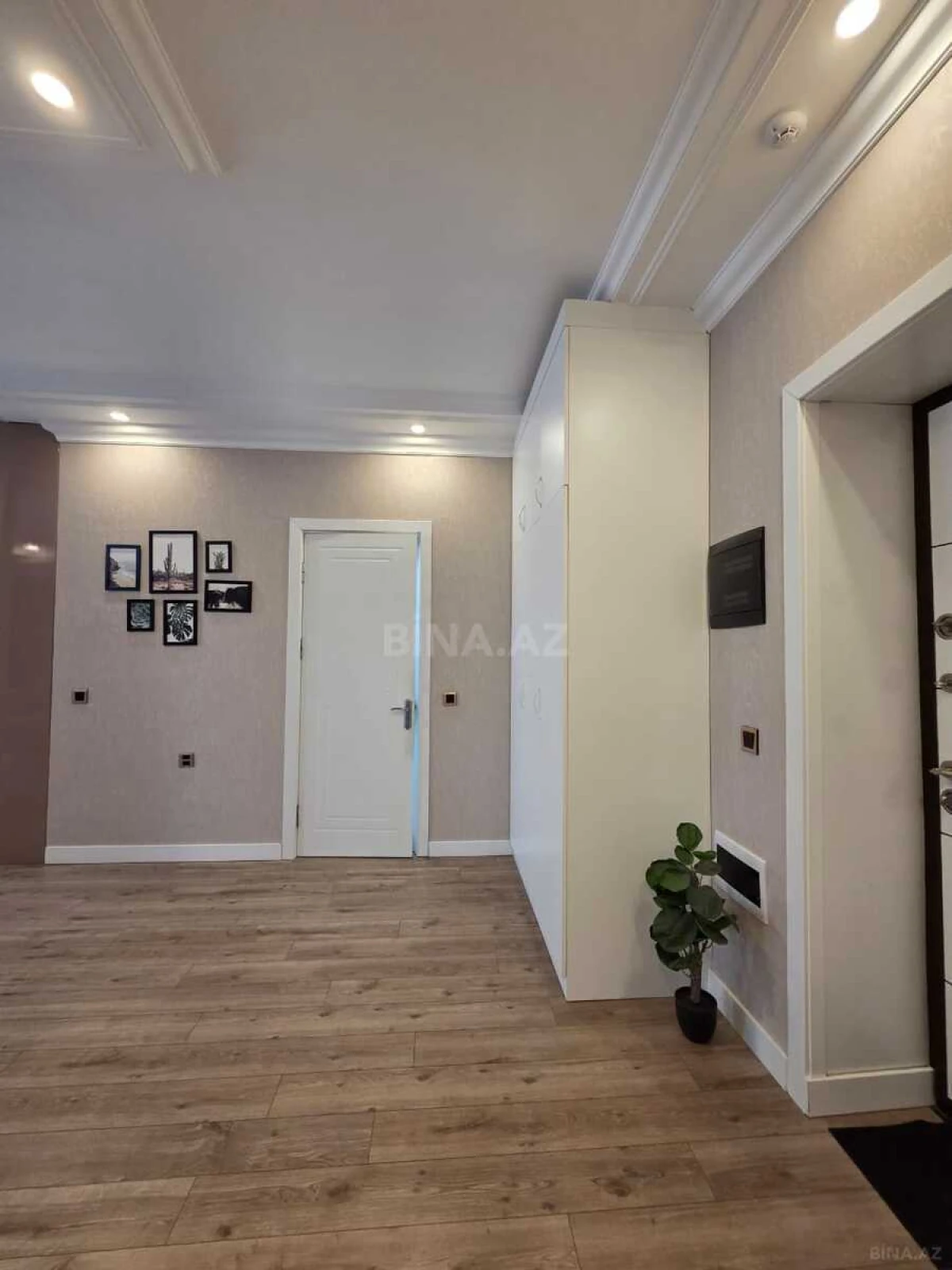 Satılır 3 otaqlı mənzil 100 m²
