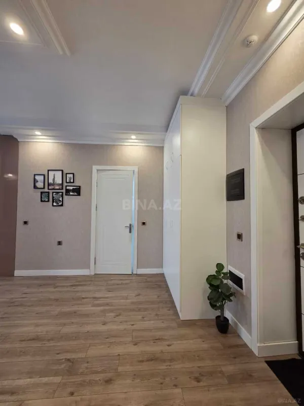 Satılır 3 otaqlı mənzil 100 m²