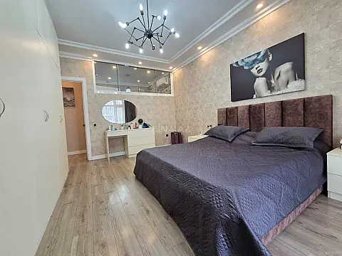 Satılır 3 otaqlı mənzil 100 m²