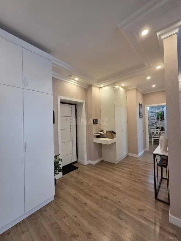 Satılır 3 otaqlı mənzil 100 m²