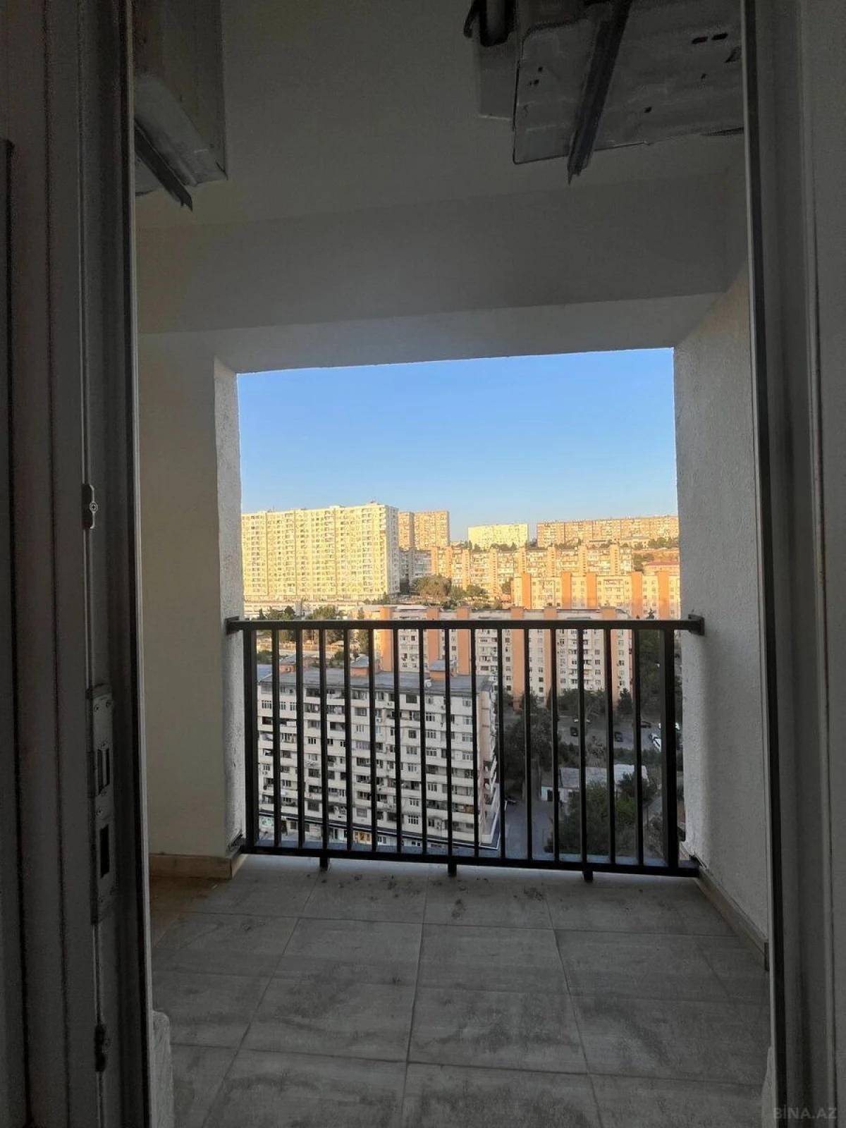 Satılır 3 otaqlı mənzil 110 m²