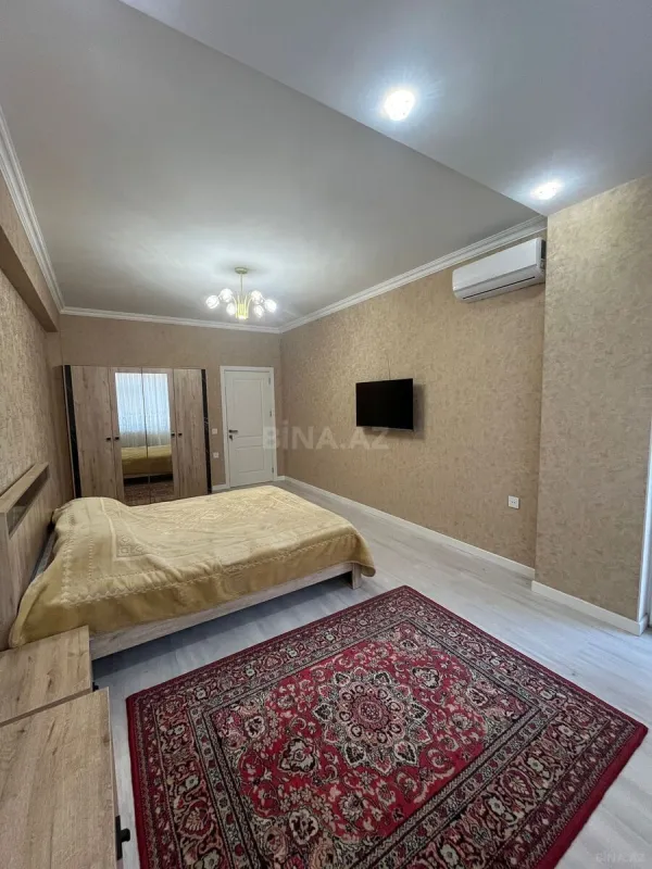 Satılır 3 otaqlı mənzil 110 m²