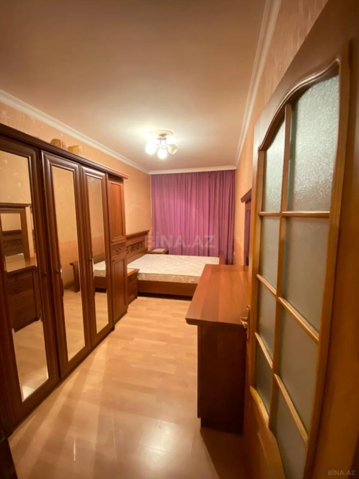 Kirayə verilir 2 otaqlı mənzil 60 m²