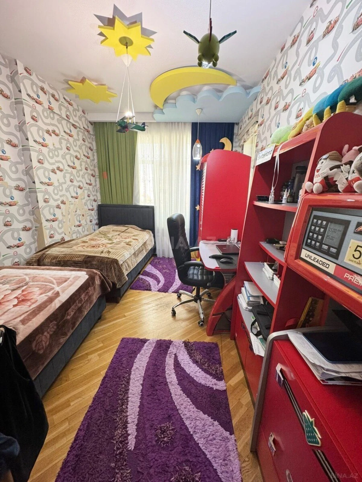 Satılır 3 otaqlı mənzil 135 m²