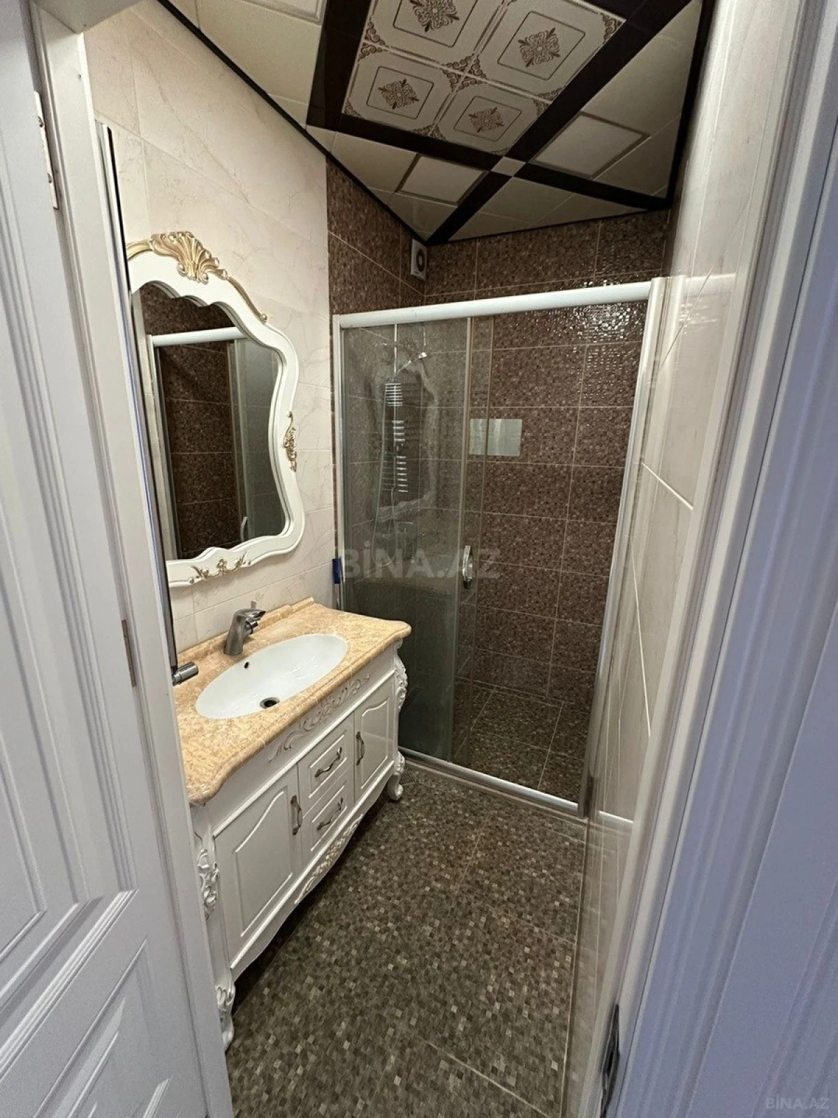 Kirayə verilir 3 otaqlı mənzil 90 m²