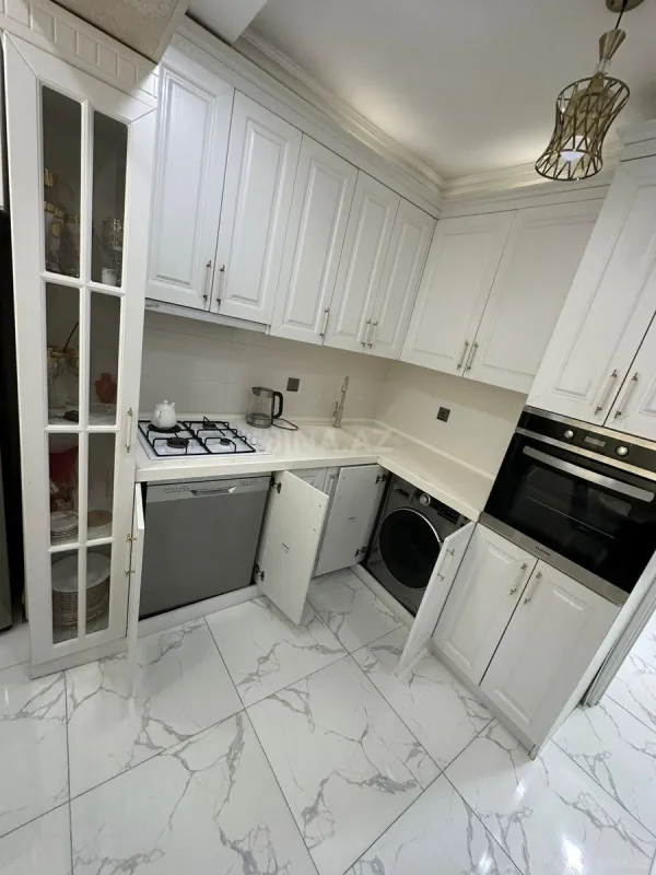 Kirayə verilir 3 otaqlı mənzil 90 m²