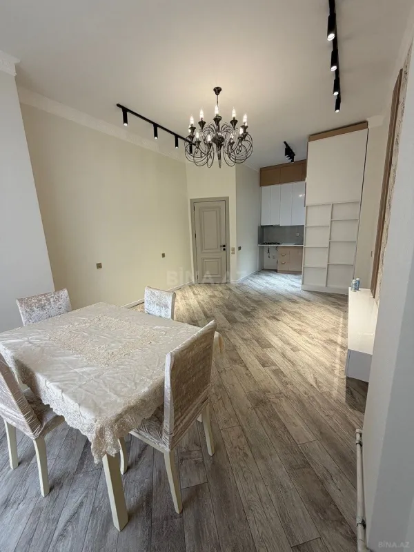 Kirayə verilir 2 otaqlı mənzil 60 m²