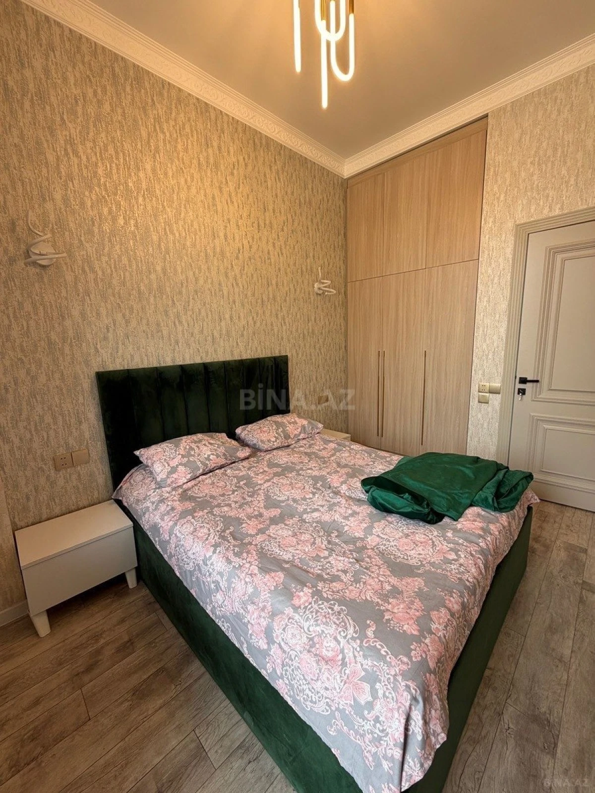 Kirayə verilir 2 otaqlı mənzil 60 m²