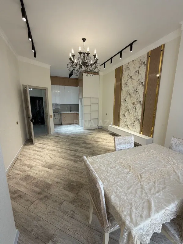Kirayə verilir 2 otaqlı mənzil 60 m²