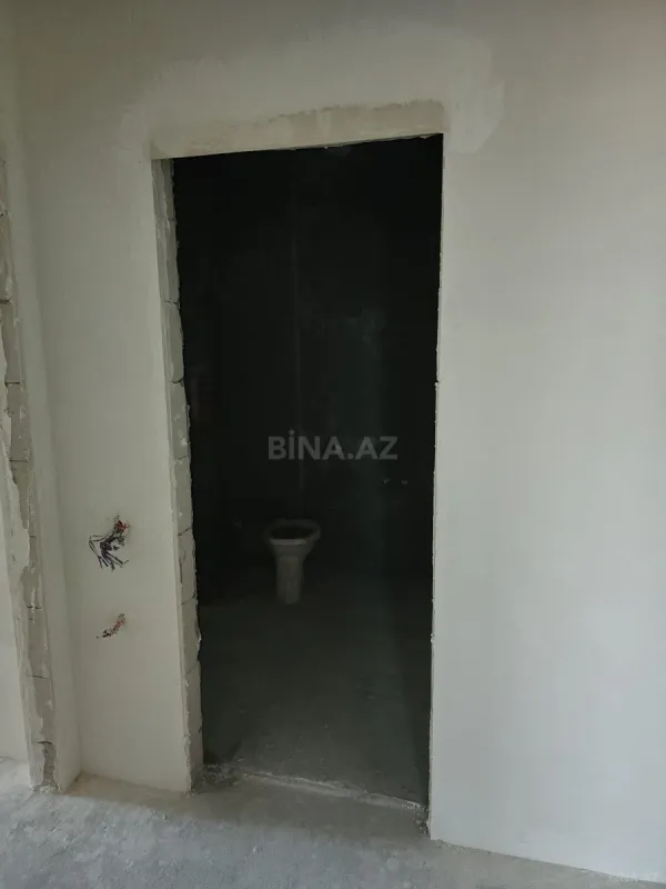 Satılır 3 otaqlı mənzil 148 m²