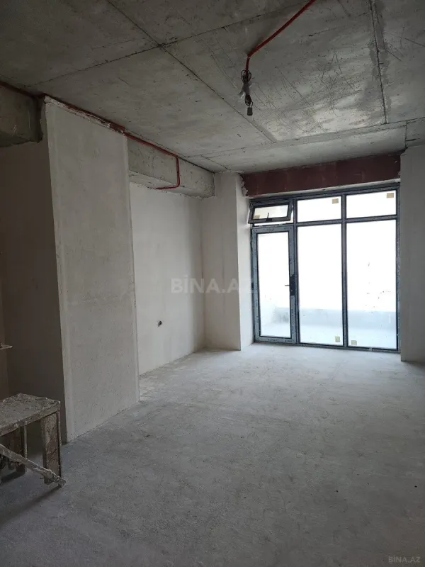 Satılır 3 otaqlı mənzil 148 m²