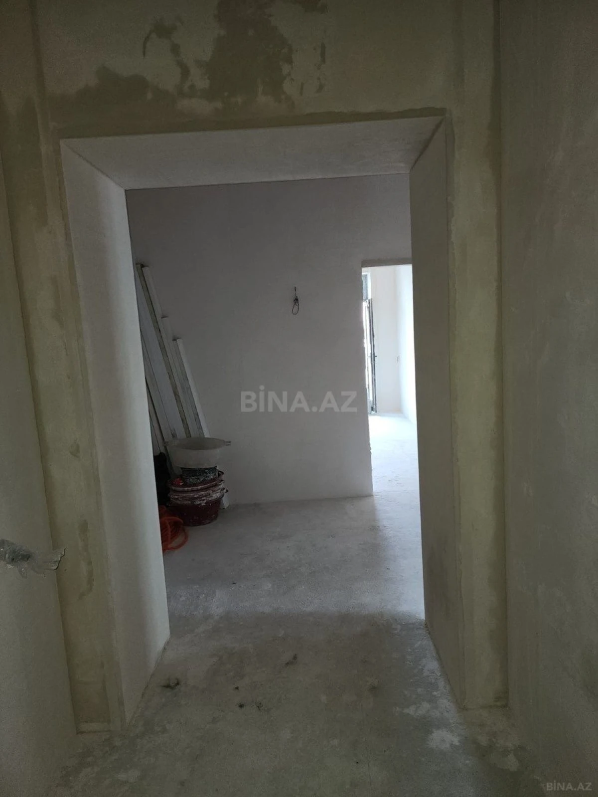 Satılır 3 otaqlı mənzil 148 m²