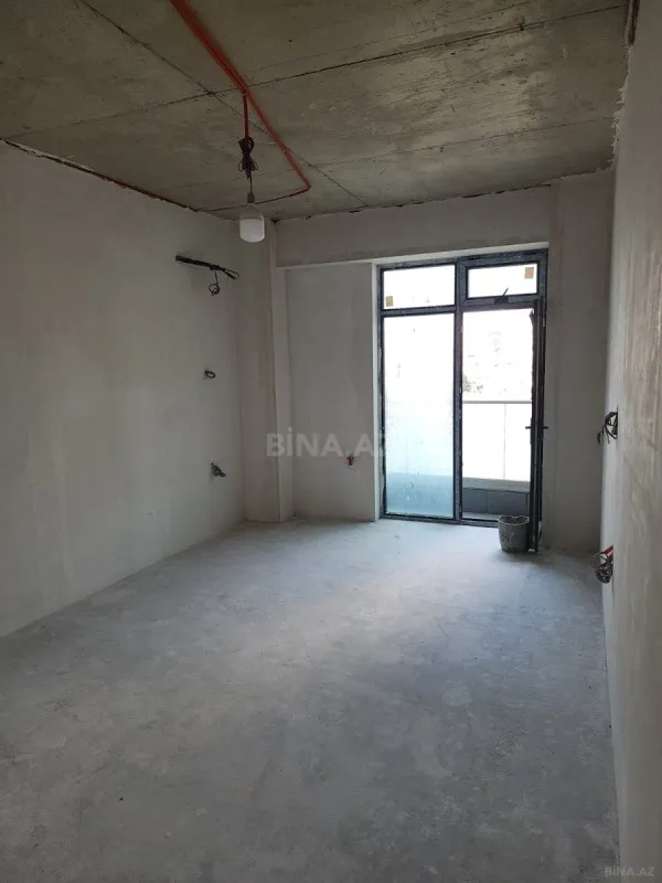 Satılır 3 otaqlı mənzil 148 m²