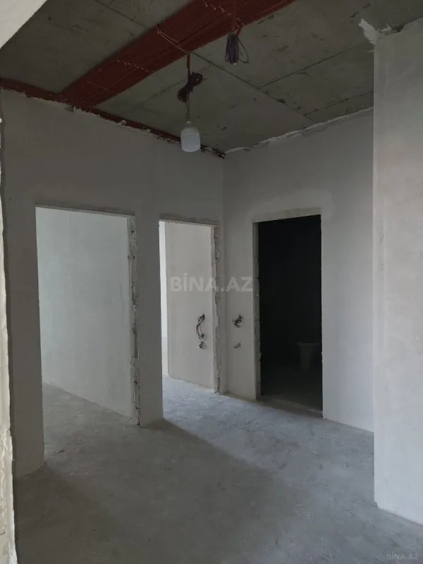 Satılır 3 otaqlı mənzil 148 m²