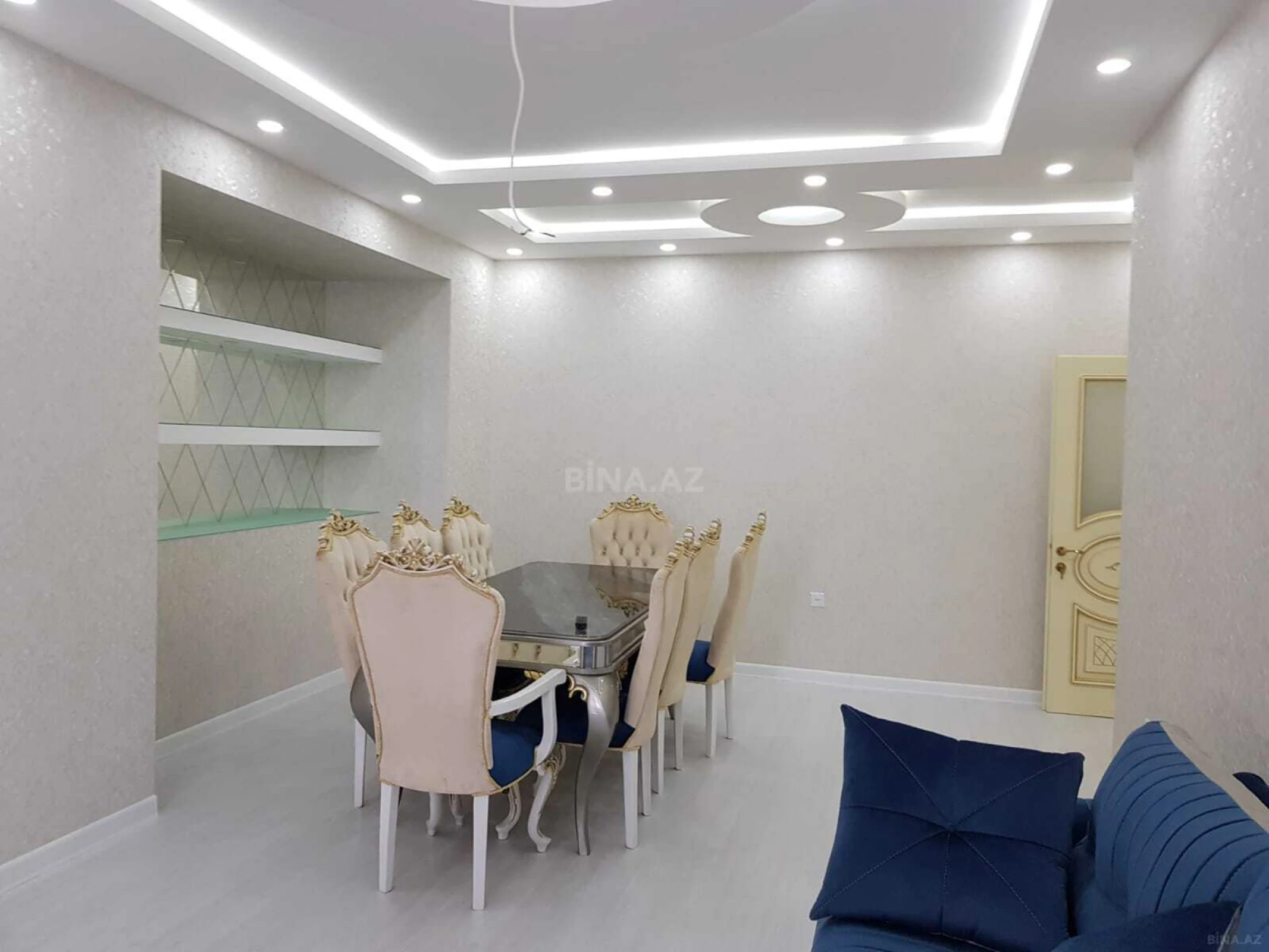 Satılır 3 otaqlı mənzil 148 m²