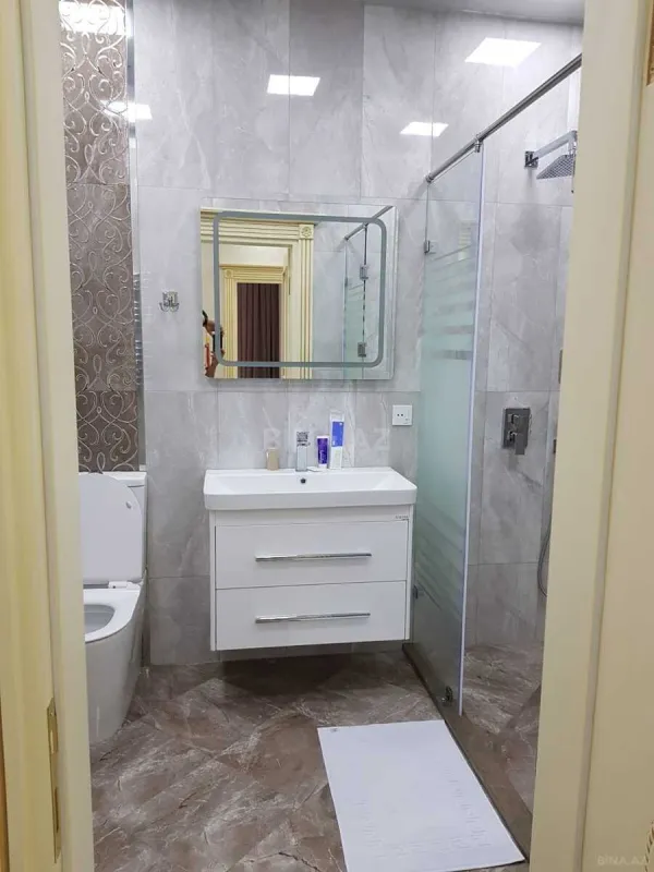 Satılır 3 otaqlı mənzil 148 m²