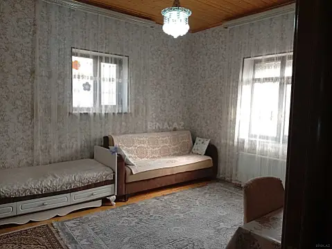 Satılır 3 otaqlı həyət evi 100 m²