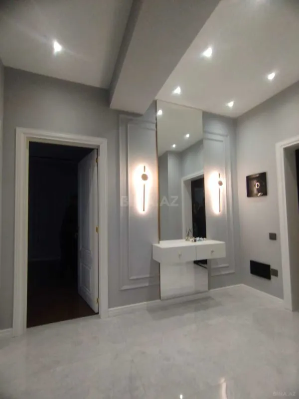 Satılır 3 otaqlı mənzil 96 m²