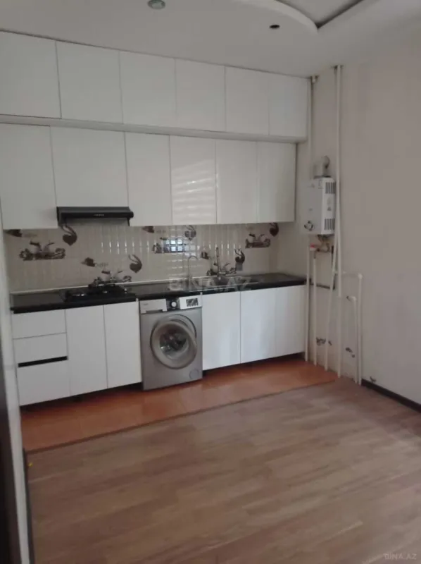 Kirayə verilir 3 otaqlı mənzil 100 m²