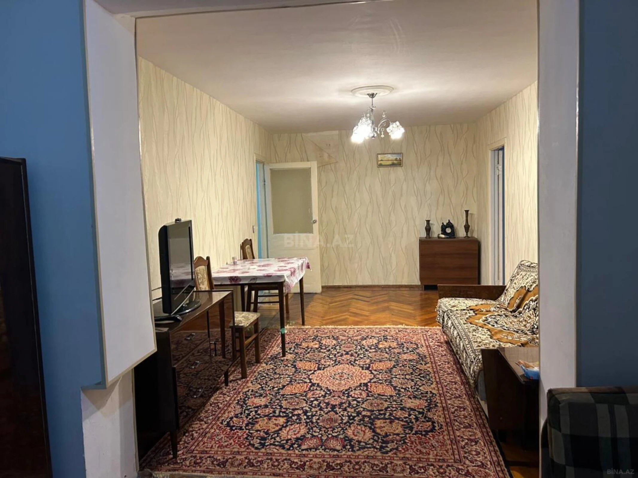 Kirayə verilir 2 otaqlı mənzil 80 m²