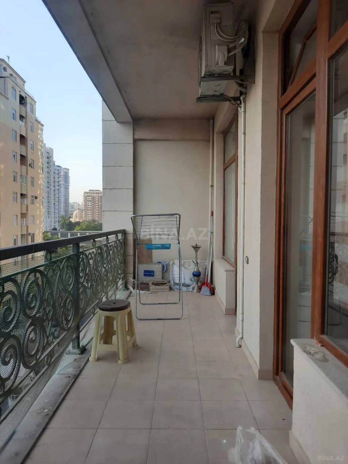 Kirayə verilir 2 otaqlı mənzil 110 m²