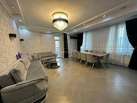 Kirayə verilir 4 otaqlı mənzil 160 m²