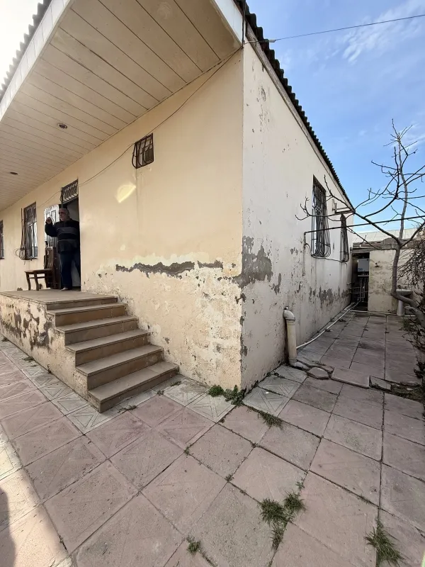Satılır 3 otaqlı həyət evi 130 m²