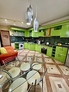 Satılır 4 otaqlı mənzil 165 m² — Bakı, Nərimanov 4 otaq 165.00 m²