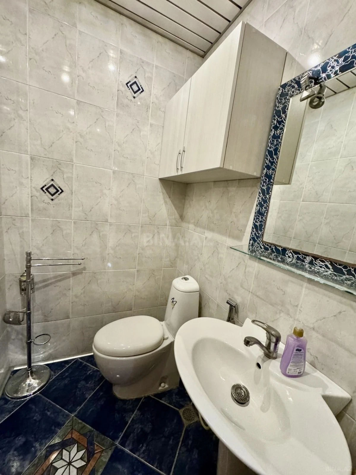 Satılır 4 otaqlı mənzil 165 m²