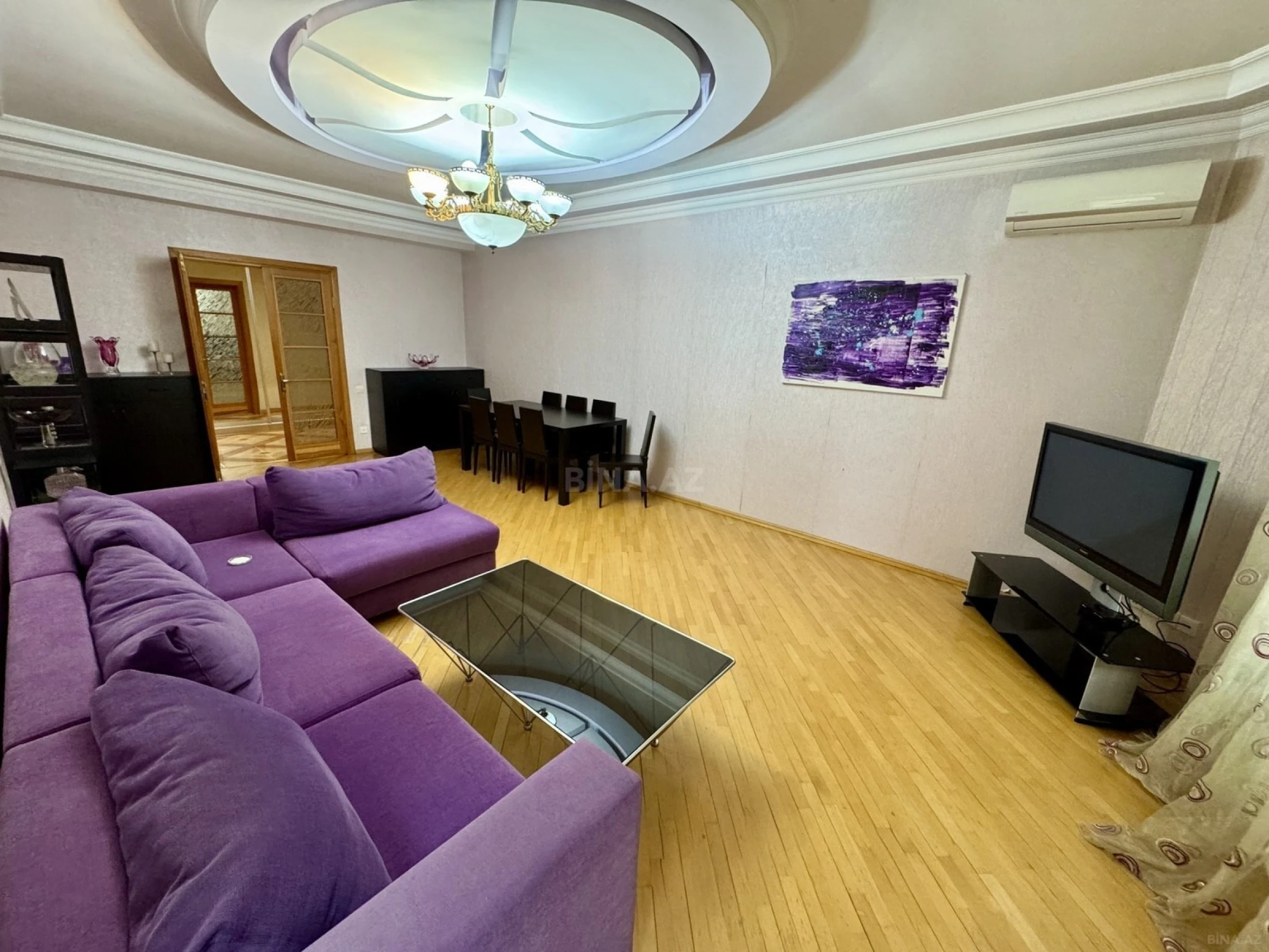 Satılır 4 otaqlı mənzil 165 m²
