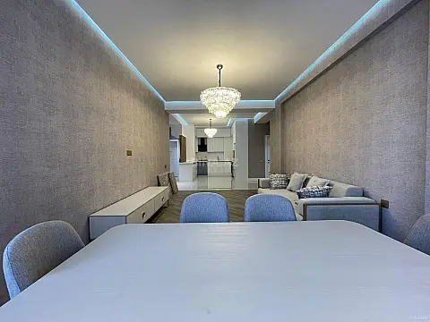 Kirayə verilir 3 otaqlı mənzil 130 m²