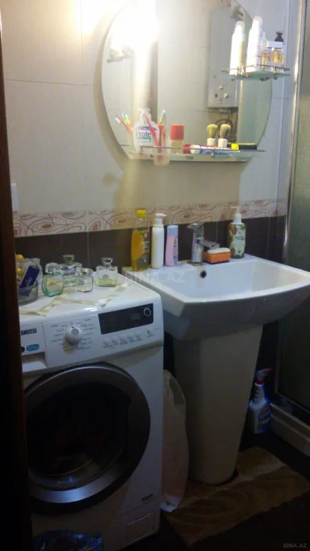 Kirayə verilir 2 otaqlı mənzil 43 m²