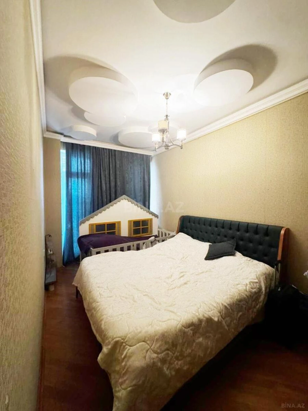 Satılır 2 otaqlı mənzil 68 m²