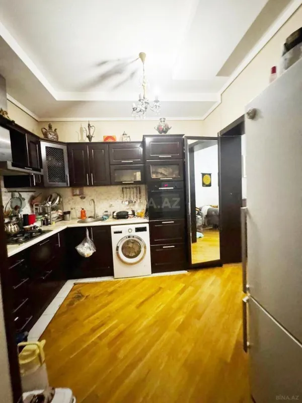 Satılır 2 otaqlı mənzil 68 m²