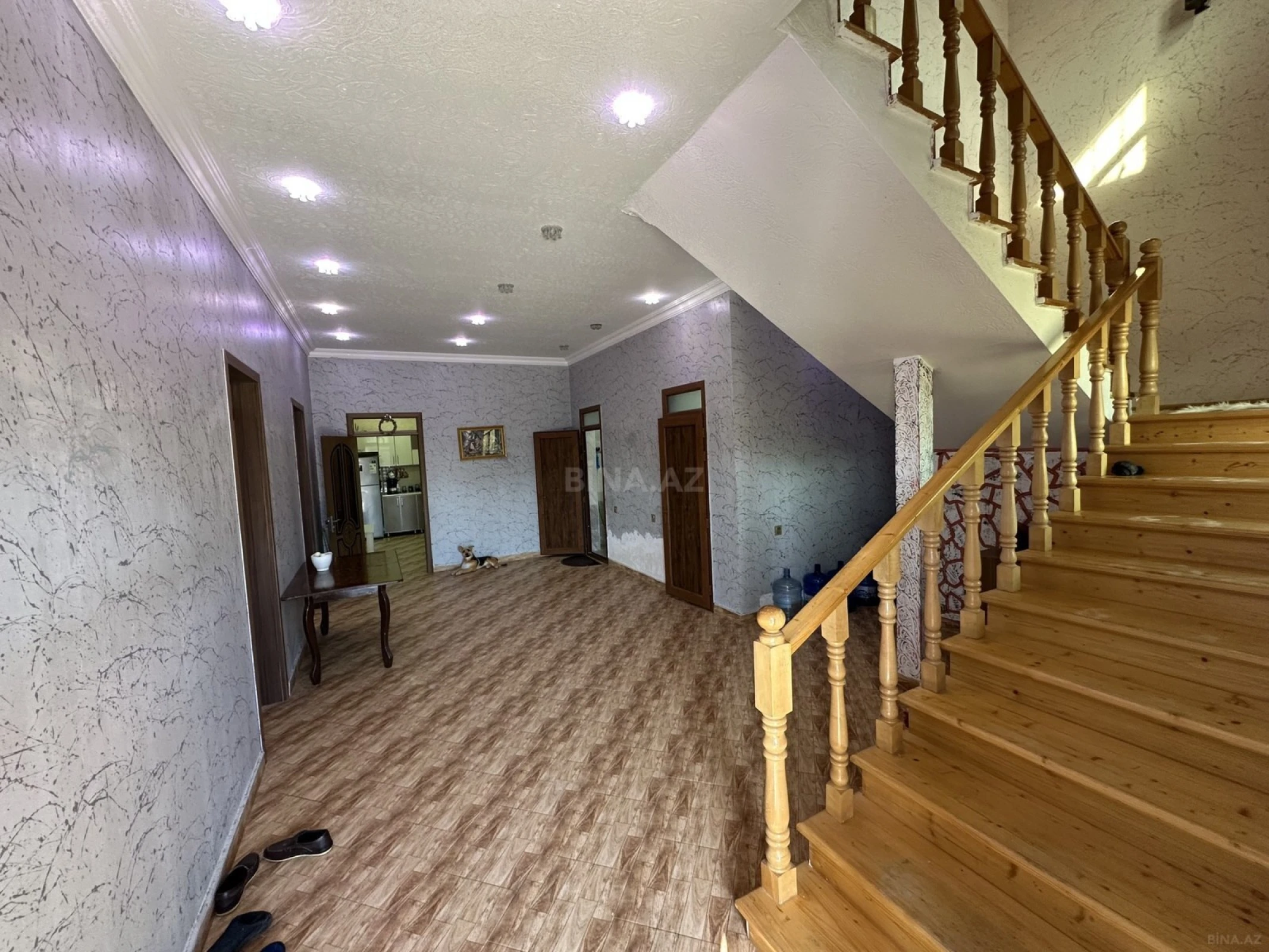 Satılır 5 otaqlı həyət evi 350 m²