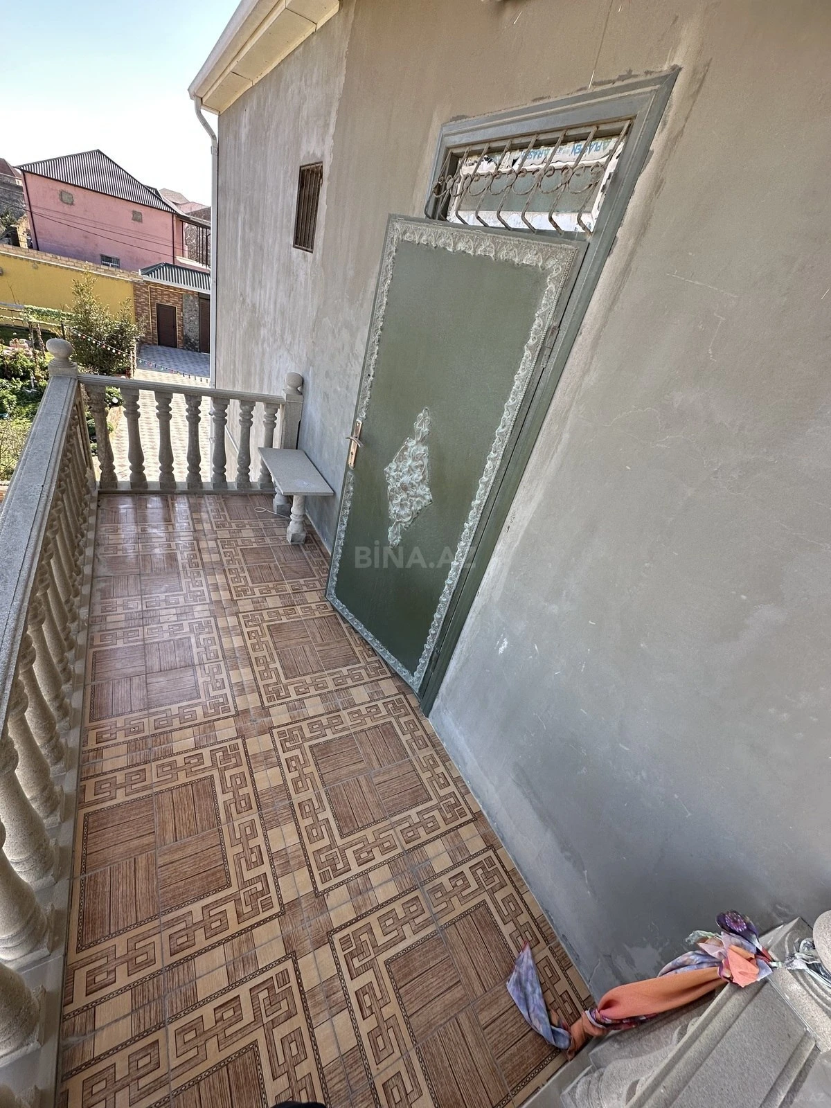 Satılır 5 otaqlı həyət evi 350 m²