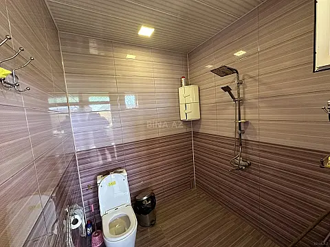 Satılır 5 otaqlı həyət evi 350 m²