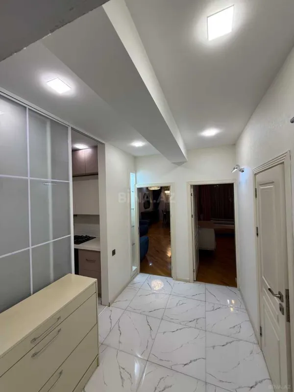 Satılır 2 otaqlı mənzil 64 m²