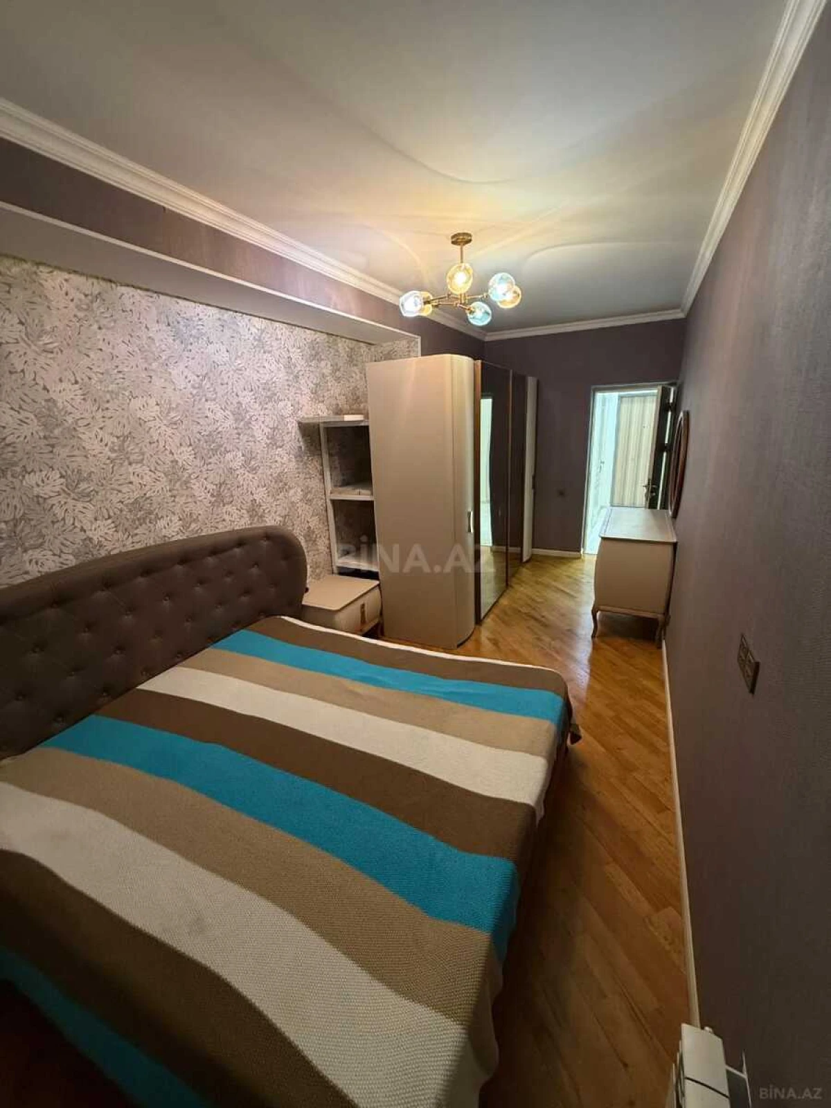 Satılır 2 otaqlı mənzil 64 m²