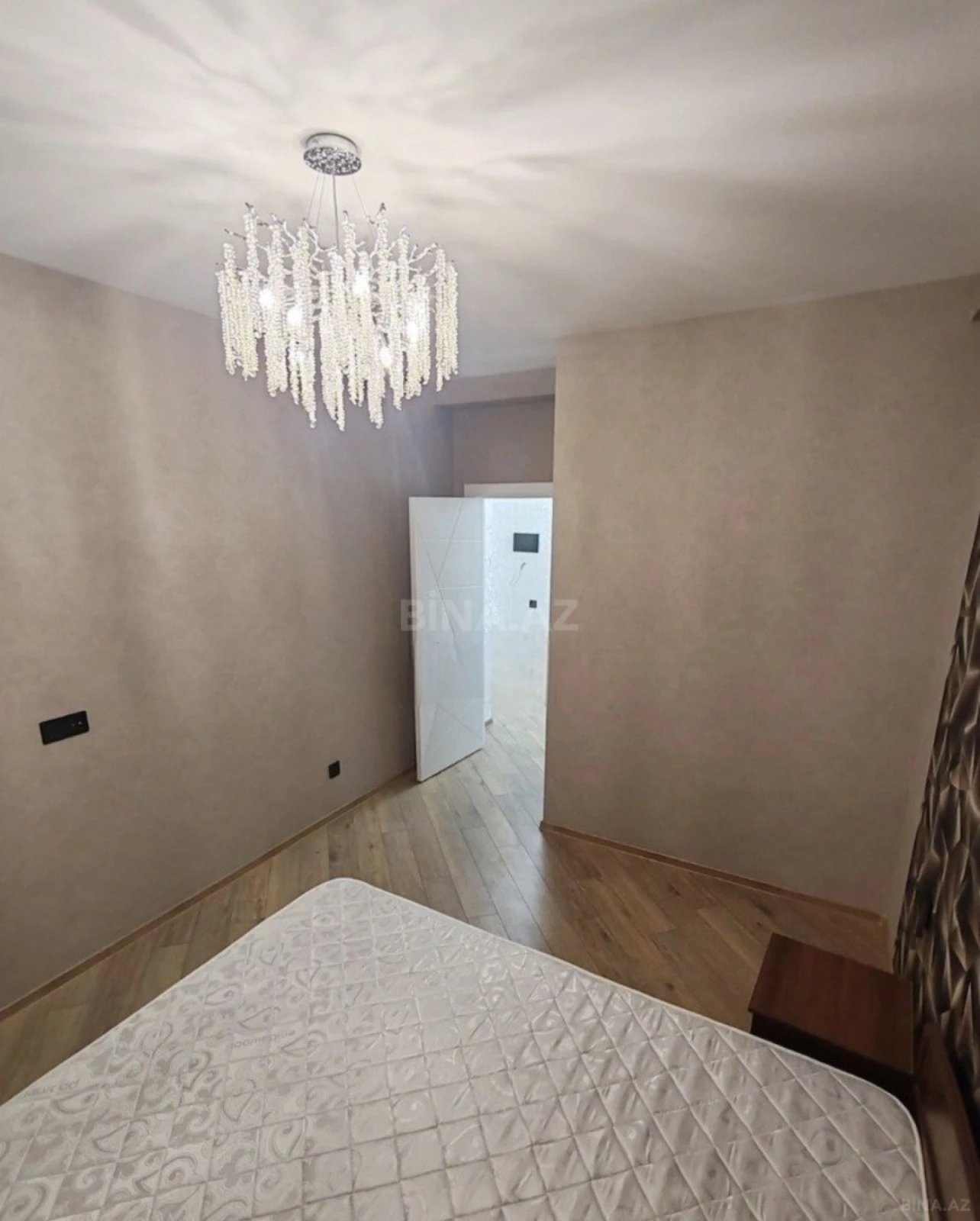 Kirayə verilir 2 otaqlı mənzil 58 m²