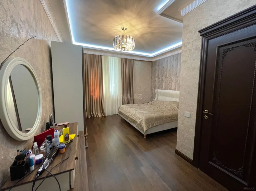 Satılır 6 otaqlı həyət evi 510 m²