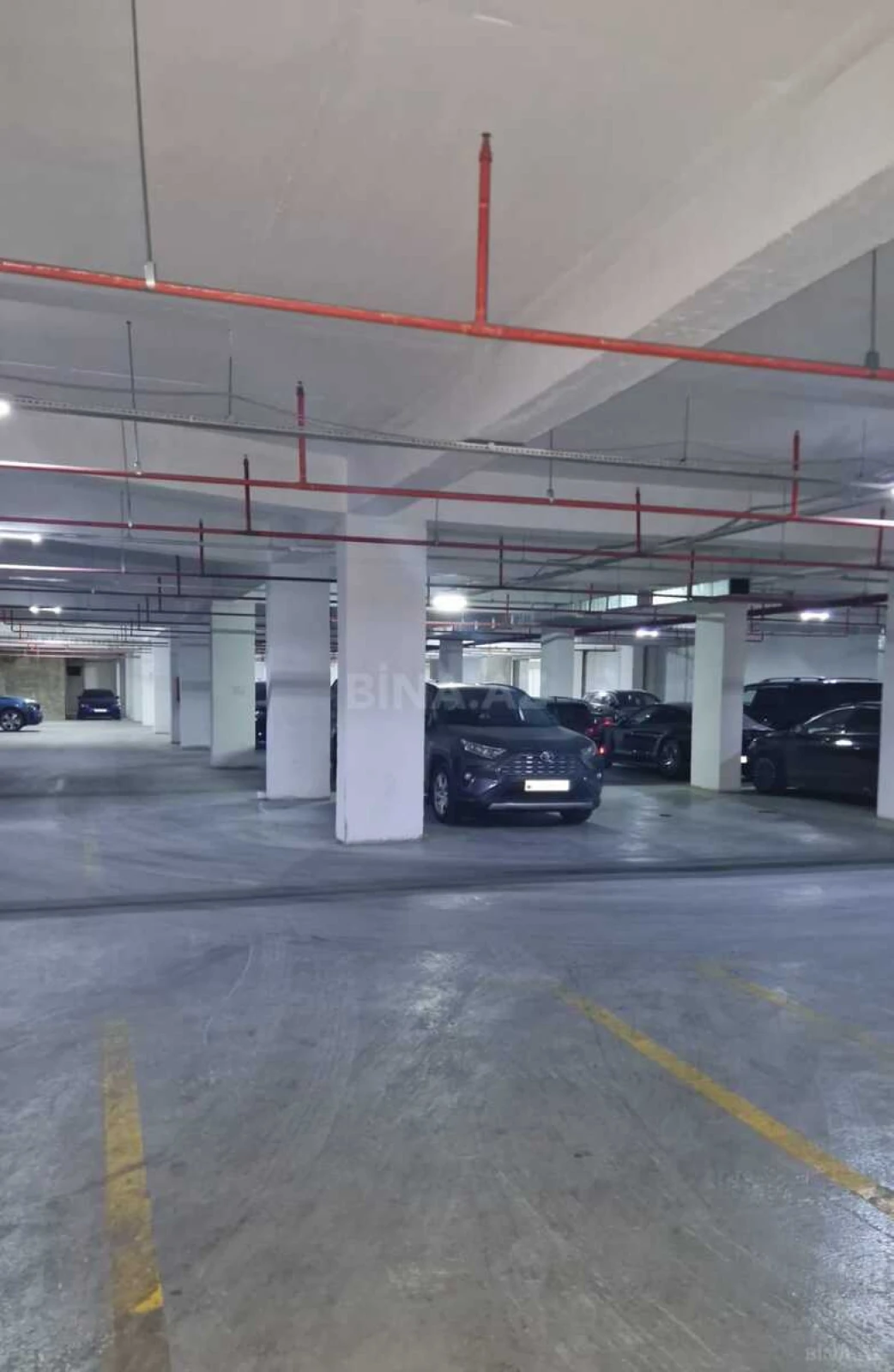 Satılır 3 otaqlı mənzil 107 m²